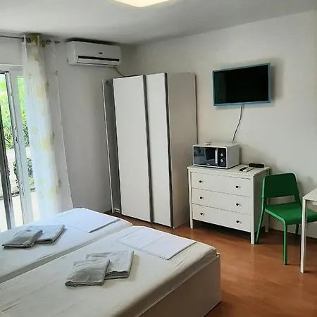 Apartman I Soba Nina *